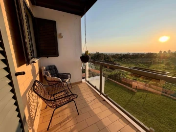 Moradia T3 para Arrendamento em Albufeira e Olhos de Água