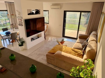 Moradia T3 para Arrendamento em Albufeira e Olhos de Água