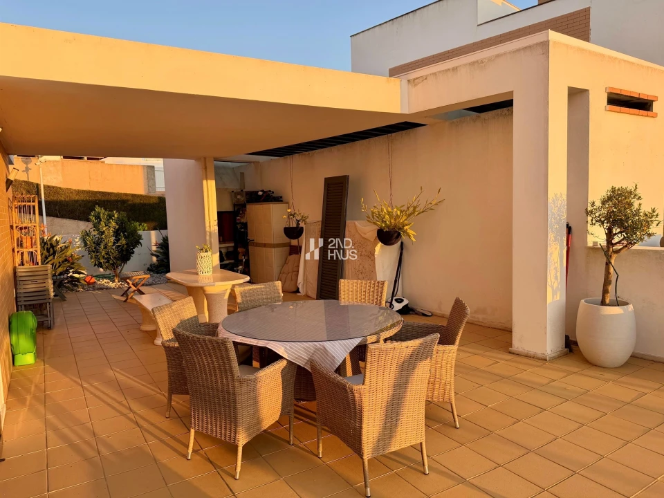 Moradia T3 para Arrendamento em Albufeira e Olhos de Água Foto 2