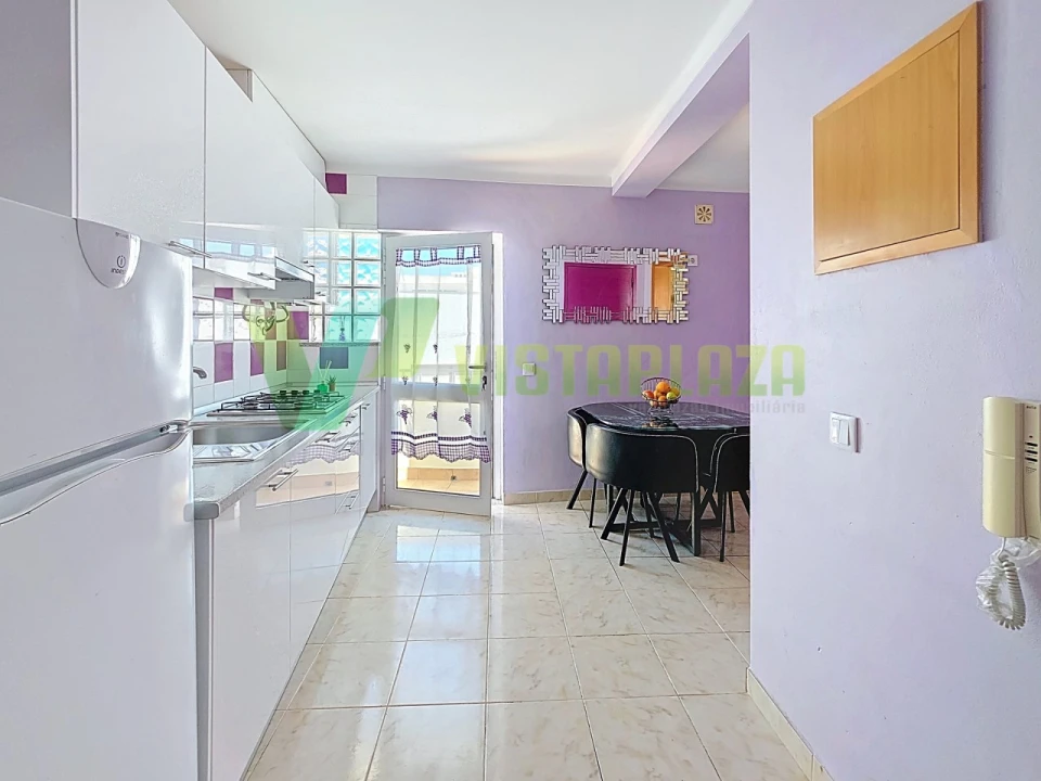 Apartamento T1 para Venda em Portimão Foto 4