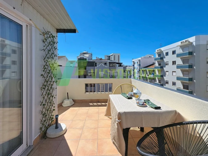 Apartamento T1 para Venda em Portimão Foto 11