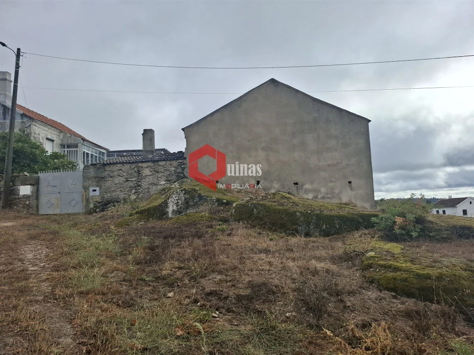 Moradia T3 para Arrendamento em Vila do Touro Foto 4