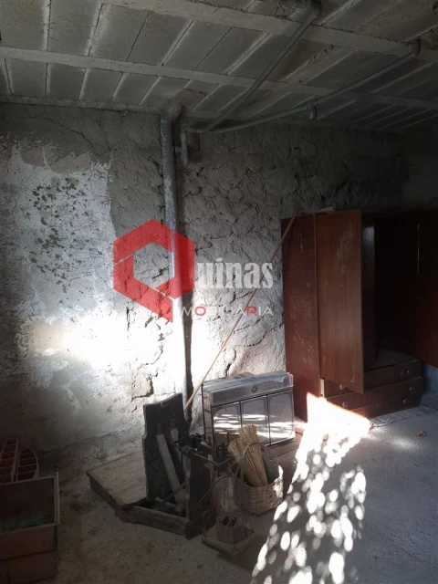 Moradia T3 para Arrendamento em Vila do Touro