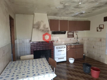 Moradia T3 para Arrendamento em Vila do Touro