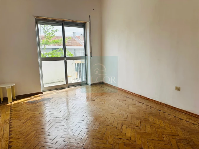 Apartamento T2 para Venda em Barreiro e Lavradio Foto 27