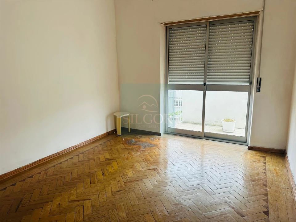 Apartamento T2 para Venda em Barreiro e Lavradio Foto 16