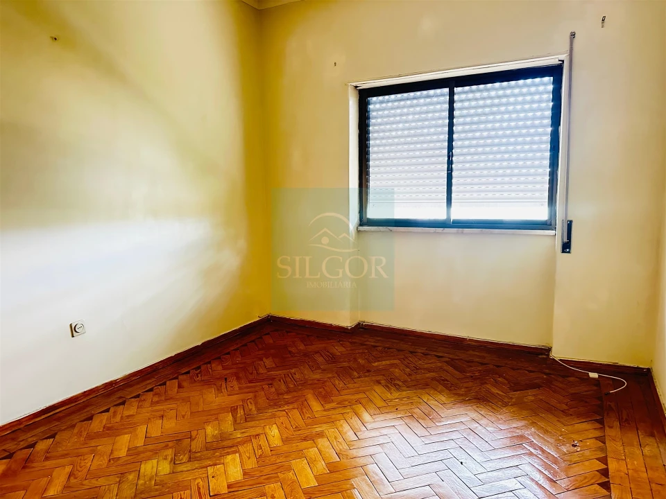 Apartamento T2 para Venda em Barreiro e Lavradio Foto 6