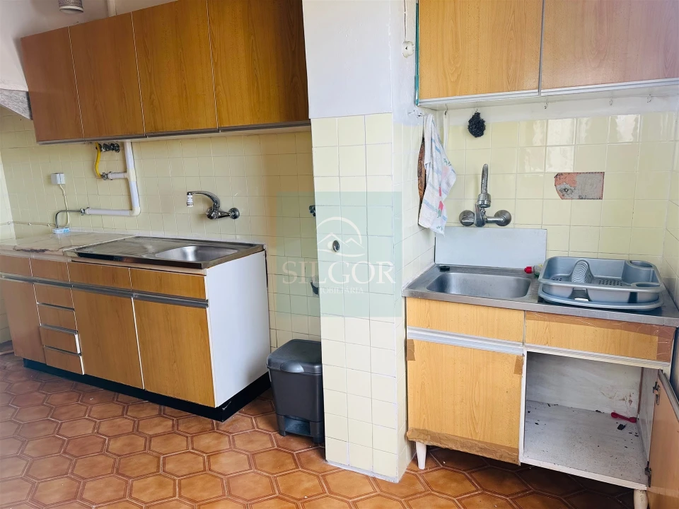 Apartamento T2 para Venda em Barreiro e Lavradio Foto 32