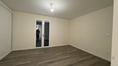 Apartamento T3 para Venda em Funchal (Se)