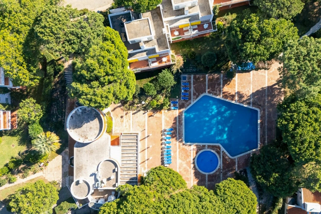 Apartamento T1 para Venda em Quarteira Foto 3
