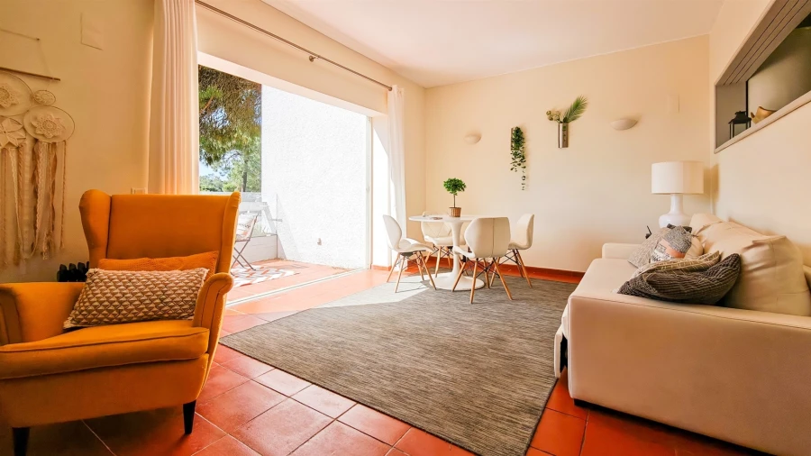 Apartamento T1 para Venda em Quarteira Foto 9