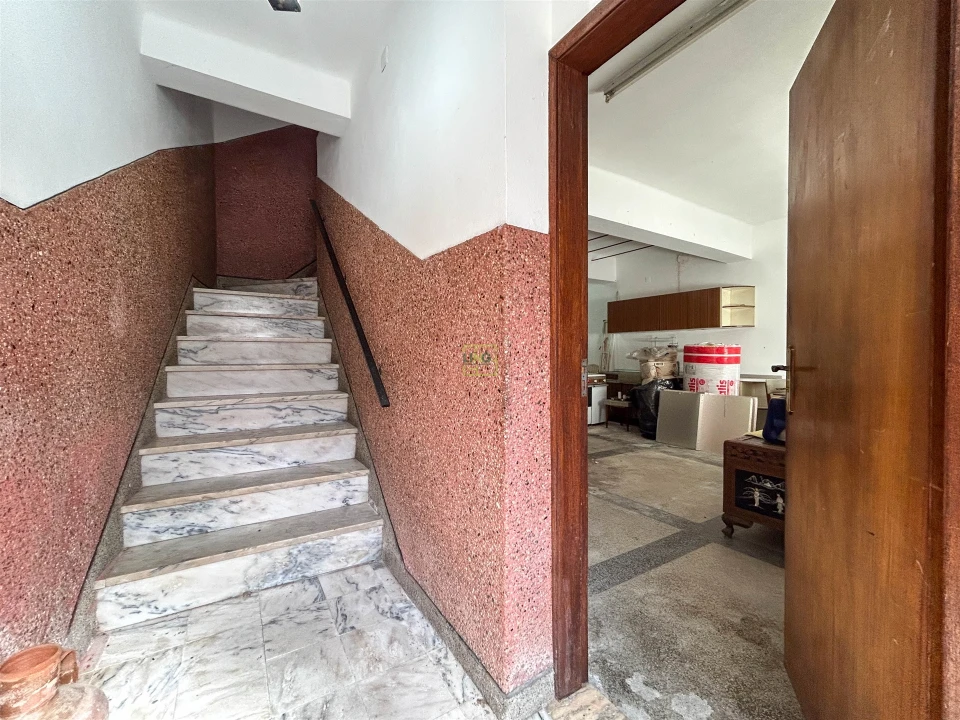 Moradia T4 para Venda em São Miguel de Acha Foto 7