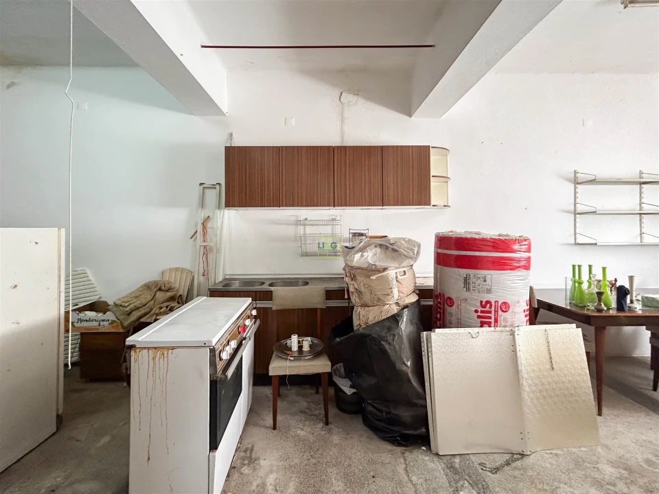 Moradia T4 para Venda em São Miguel de Acha Foto 13