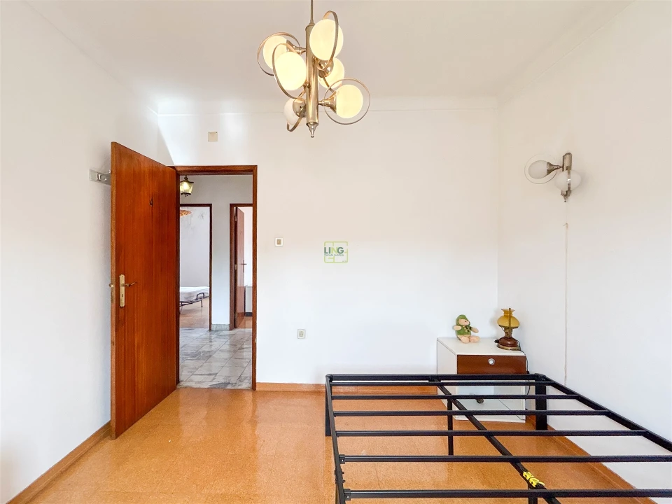 Moradia T4 para Venda em São Miguel de Acha Foto 50