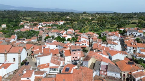 Moradia T4 para Venda em São Miguel de Acha