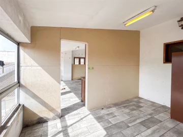 Moradia T4 para Venda em São Miguel de Acha