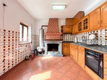 Moradia T4 para Venda em São Miguel de Acha