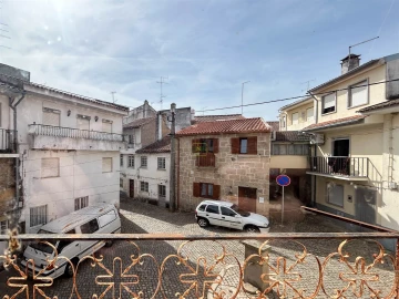 Moradia T4 para Venda em São Miguel de Acha