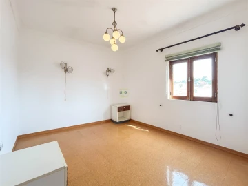 Moradia T4 para Venda em São Miguel de Acha