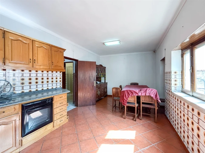 Moradia T4 para Venda em São Miguel de Acha Foto 30