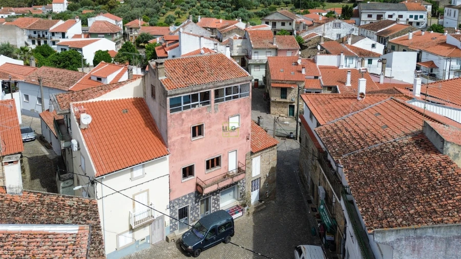 Moradia T4 para Venda em São Miguel de Acha Foto 67