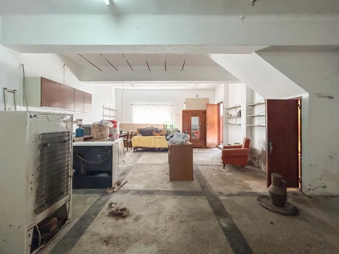 Moradia T4 para Venda em São Miguel de Acha Foto 11