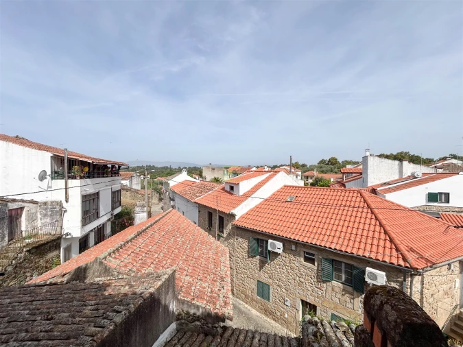 Moradia T4 para Venda em São Miguel de Acha Foto 40