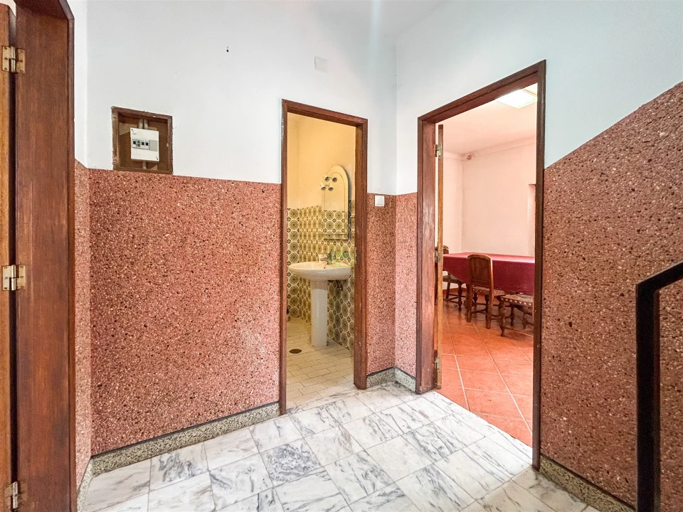 Moradia T4 para Venda em São Miguel de Acha Foto 16