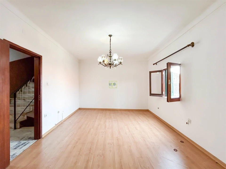 Moradia T4 para Venda em São Miguel de Acha Foto 20