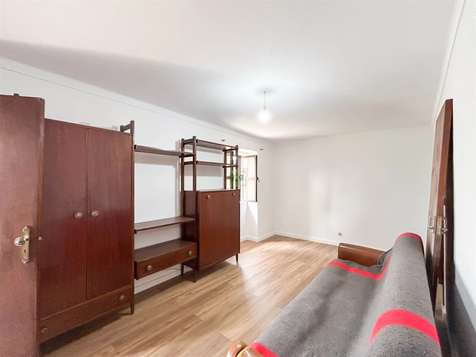 Moradia T4 para Venda em São Miguel de Acha Foto 19