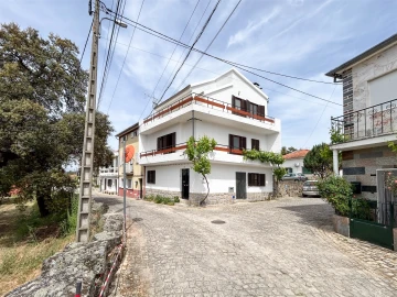 Moradia T4 para Venda em São Miguel de Acha