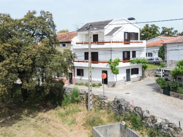 Moradia T4 para Venda em São Miguel de Acha