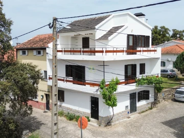 Moradia T4 para Venda em São Miguel de Acha