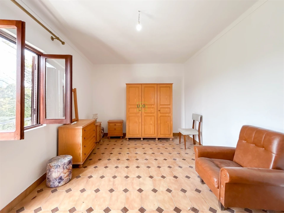 Moradia T4 para Venda em São Miguel de Acha Foto 34