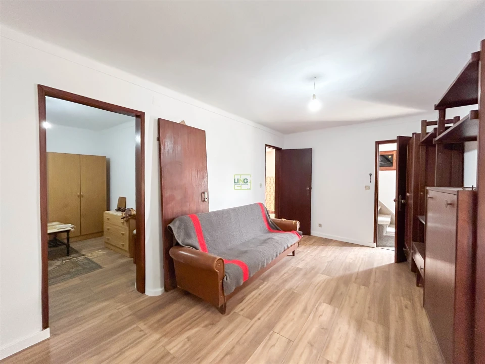 Moradia T4 para Venda em São Miguel de Acha Foto 21