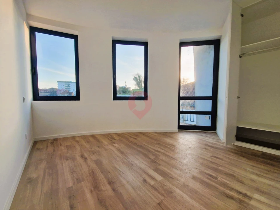 Apartamento T2 para Venda em Monção e Troviscoso Foto 5