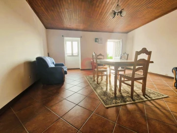 Moradia T2 para Venda em Ceivães e Badim