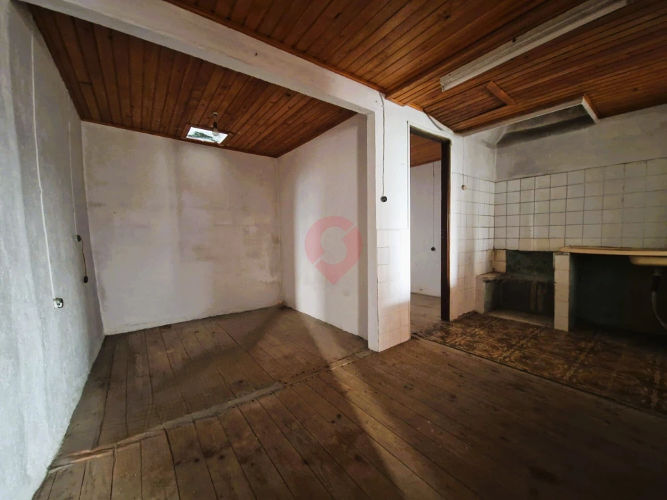 Moradia T2 para Venda em Ceivães e Badim Foto 4