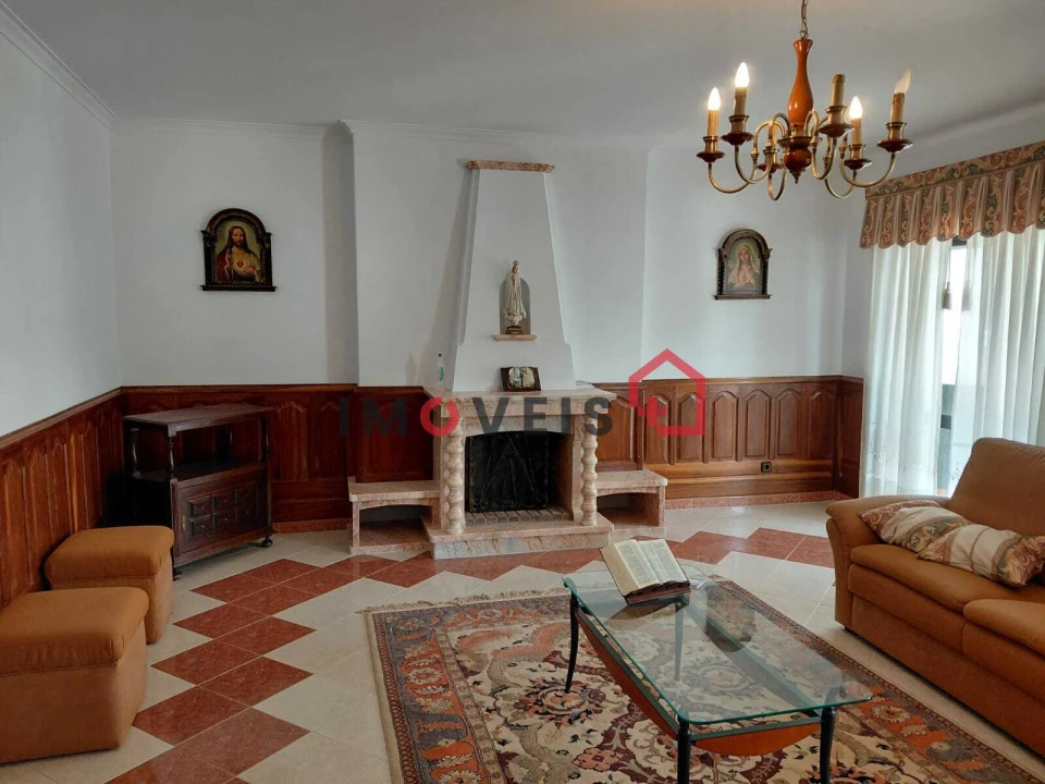 Apartamento T4 para Venda em Fatima Foto 2