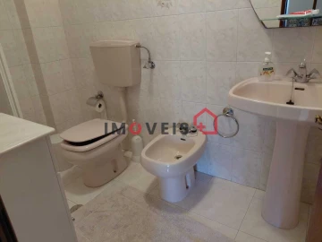 Apartamento T4 para Venda em Fatima