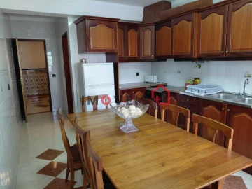 Apartamento T4 para Venda em Fatima