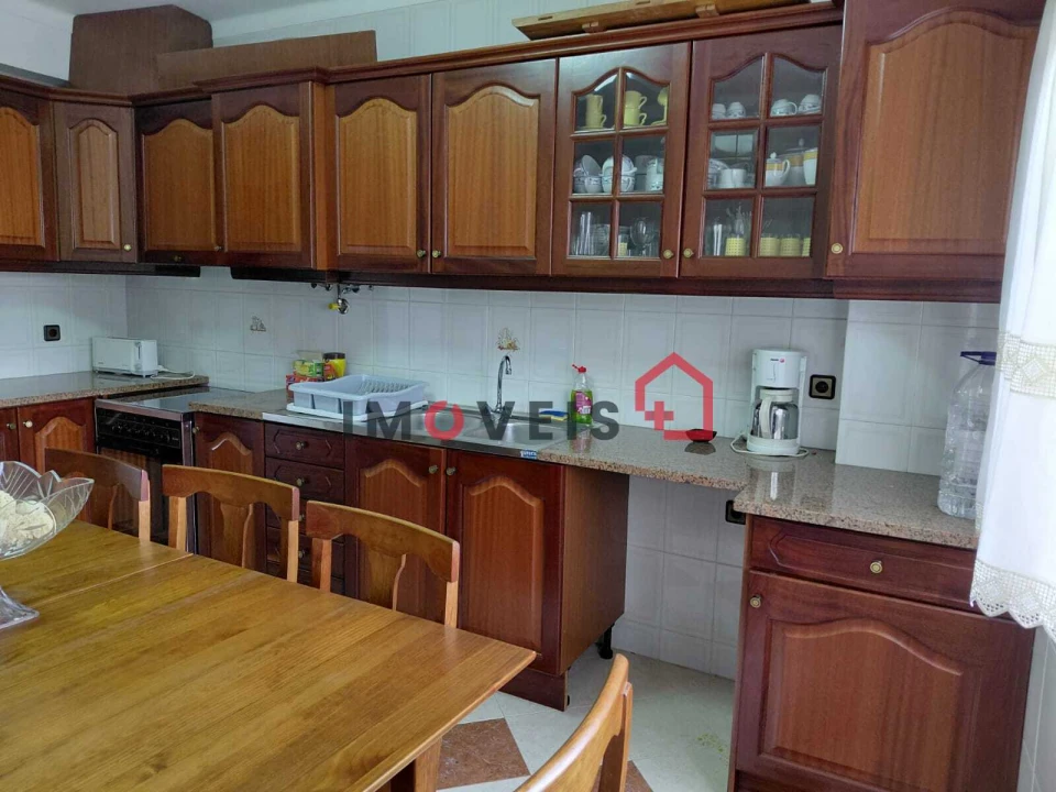 Apartamento T4 para Venda em Fatima Foto 4