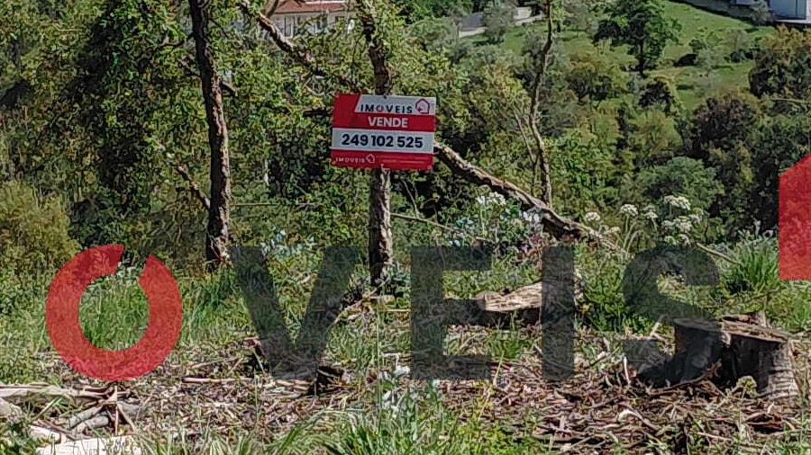 Terreno para Venda em Atouguia