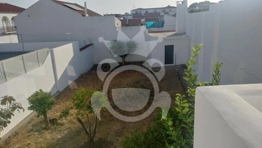 Moradia T3 para Venda em Reguengos de Monsaraz Foto 17