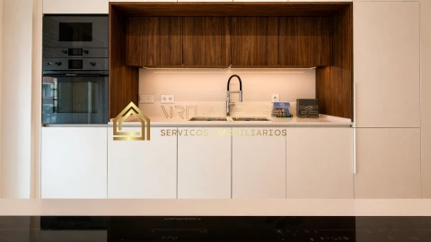 Apartamento T3 para Venda em Costa da Caparica