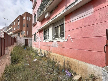 Apartamento T4 para Venda em Águas Livres