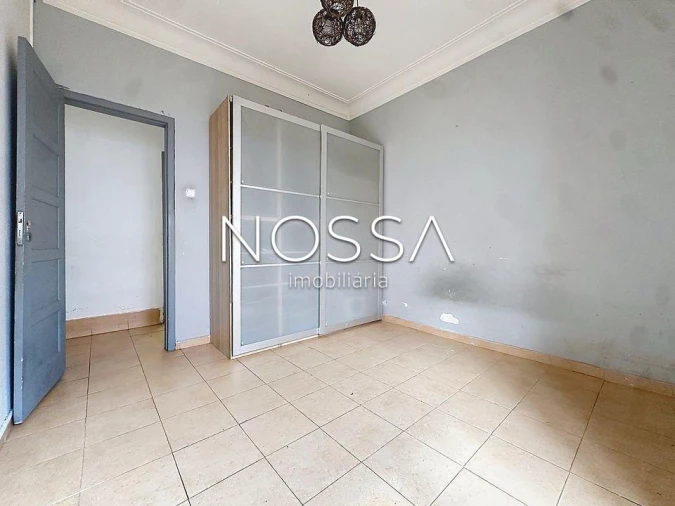 Apartamento T4 para Venda em Águas Livres Foto 4