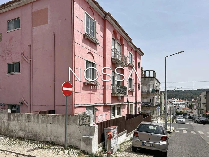 Apartamento T4 para Venda em Águas Livres Foto 2