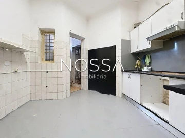 Apartamento T4 para Venda em Águas Livres