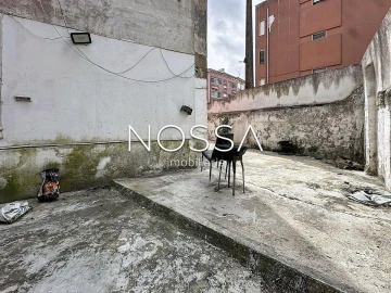 Prédio para Venda em Águas Livres